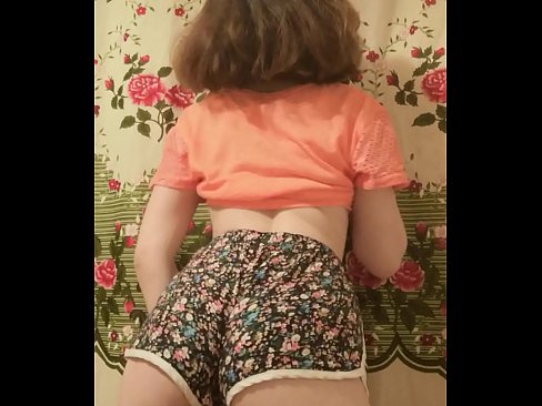 ❤️ Sexet ung babe laver en striptease ved at filme sine shorts på kamera ☑ Sex video at da.quizfarmature.ru ❌
