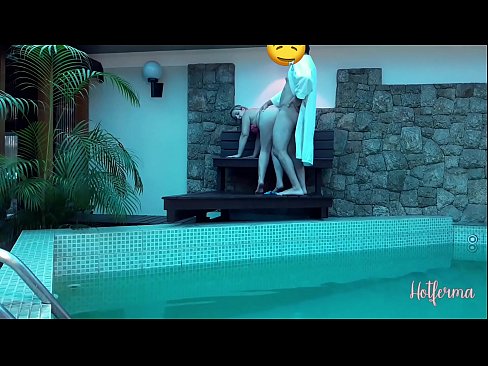 ❤️ Chef inviterer stuepige til poolen, men kunne ikke modstå en hot ☑ Sex video at da.quizfarmature.ru ❌